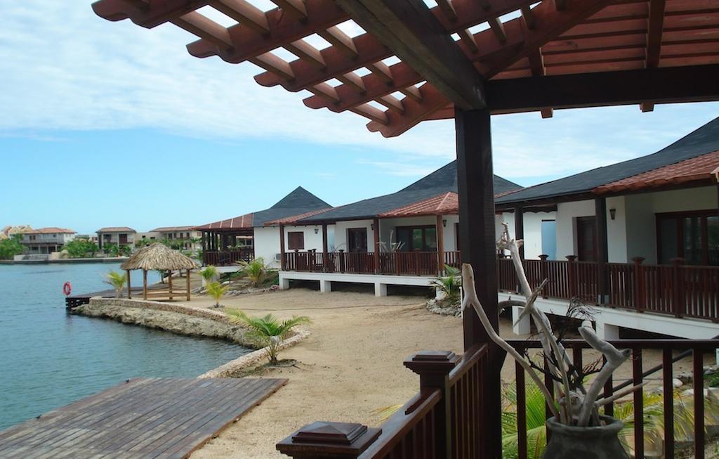 Waterlands Village Playa Exterior photo