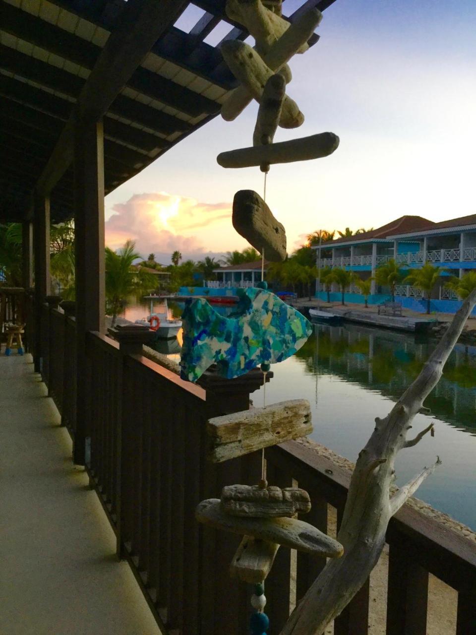 Waterlands Village Playa Exterior photo